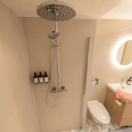 Right In The Heart Of Oslo, Gruenerlokka Appartement